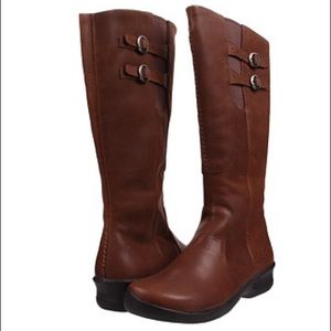 KEEN Bern Baby Leather Boots! Women’s Size 9